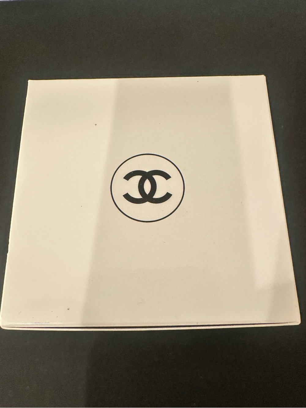 CHANEL Hydra Beauty Micro Crème - - Picture 3 of 4